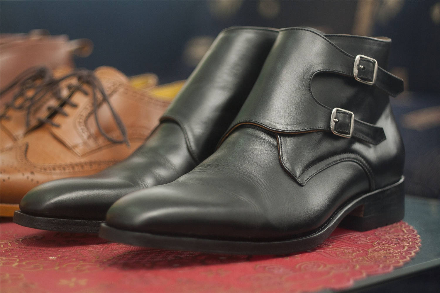 Silicone leather material for footwear uppers Silicone leather material for footwear uppers